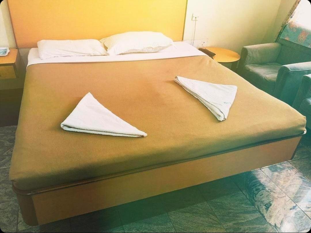 Hotel Annamalai Tiruchirappalli Buitenkant foto