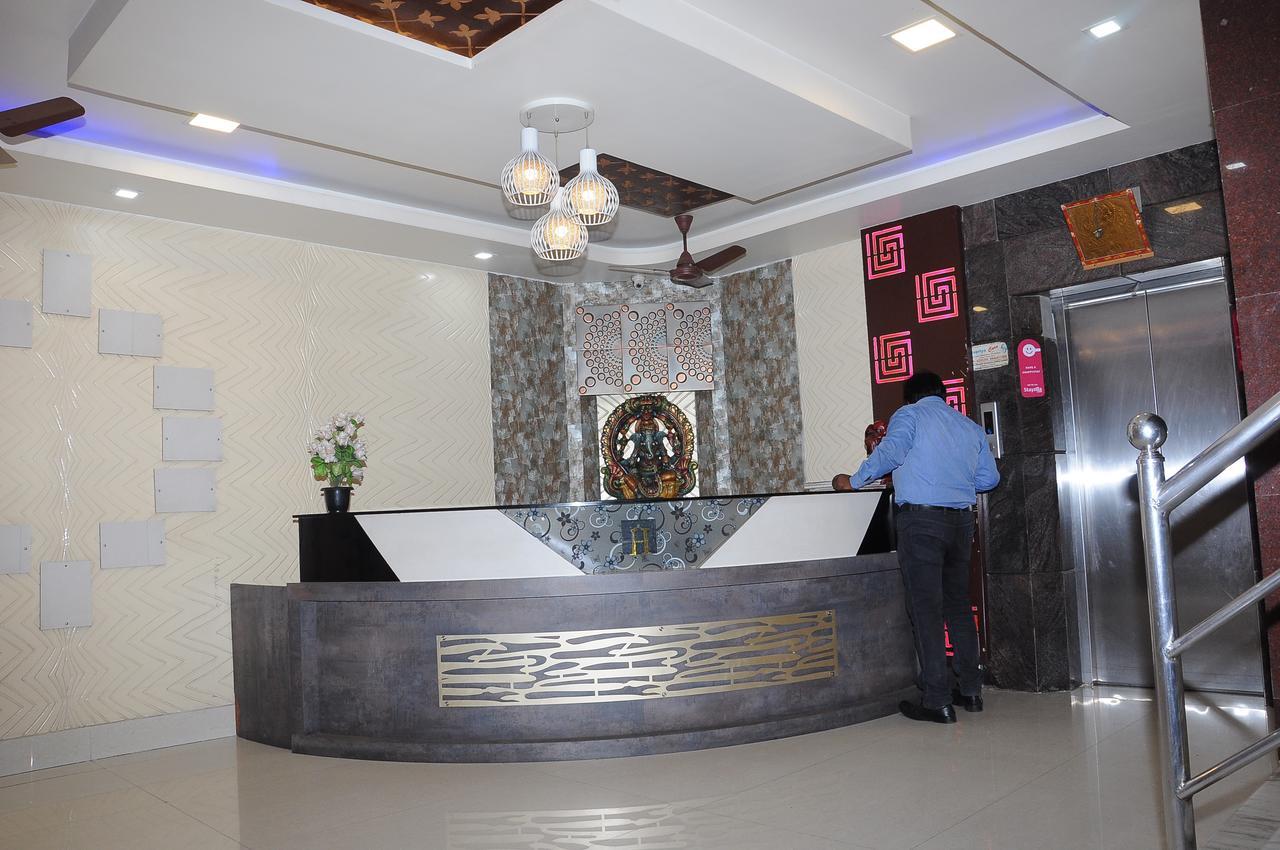 Hotel Annamalai Tiruchirappalli Buitenkant foto