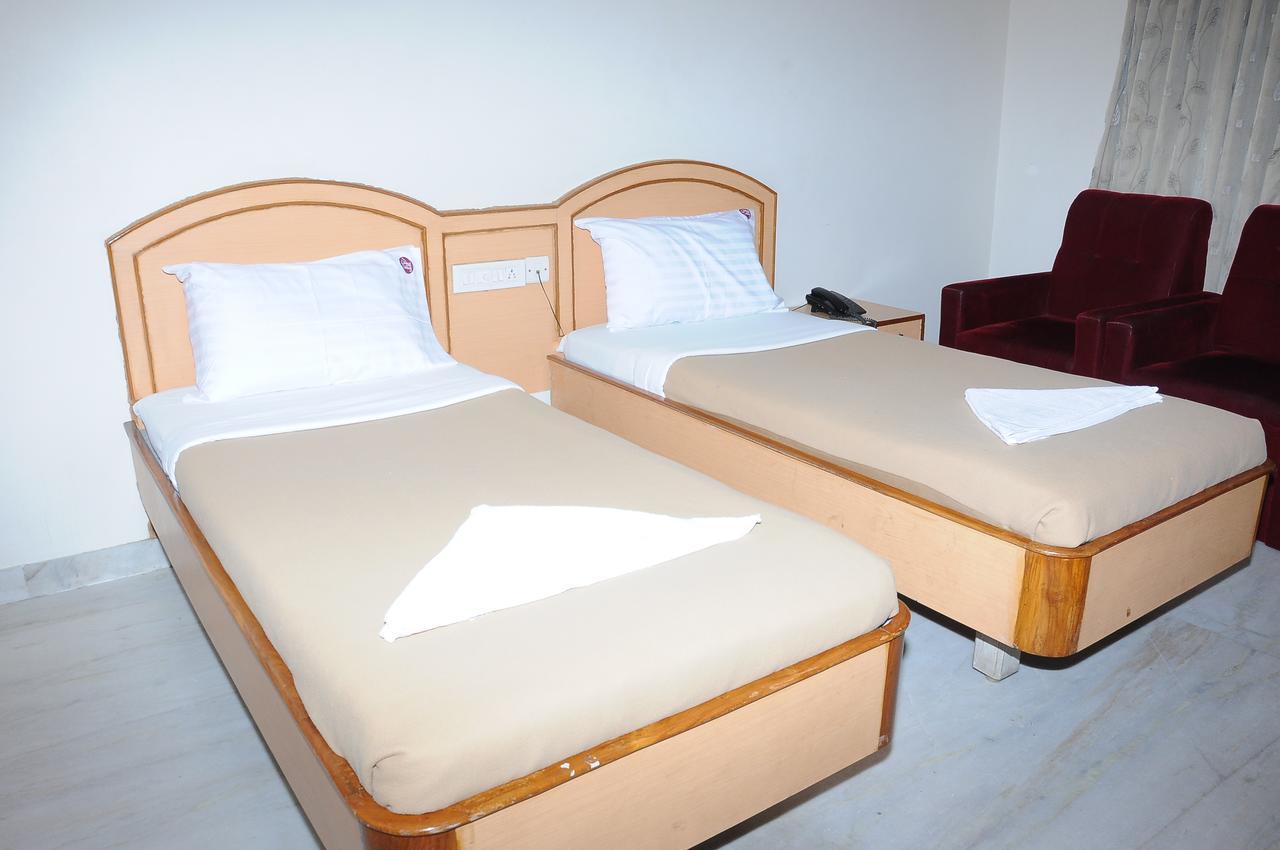 Hotel Annamalai Tiruchirappalli Buitenkant foto