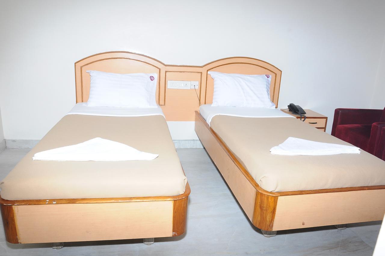 Hotel Annamalai Tiruchirappalli Buitenkant foto